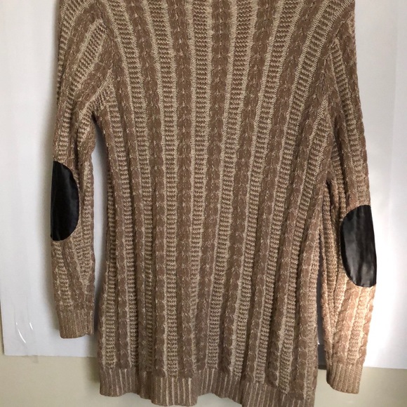 Eight eight eight sweater - Picture 6 of 6